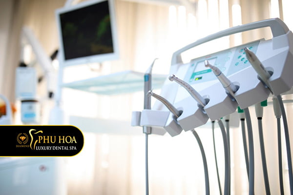 co-so-vat-chat-nha-khoa-nho-rang-khon