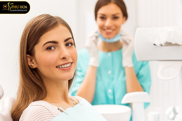 niềng răng bao lâu thì ăn được cơm